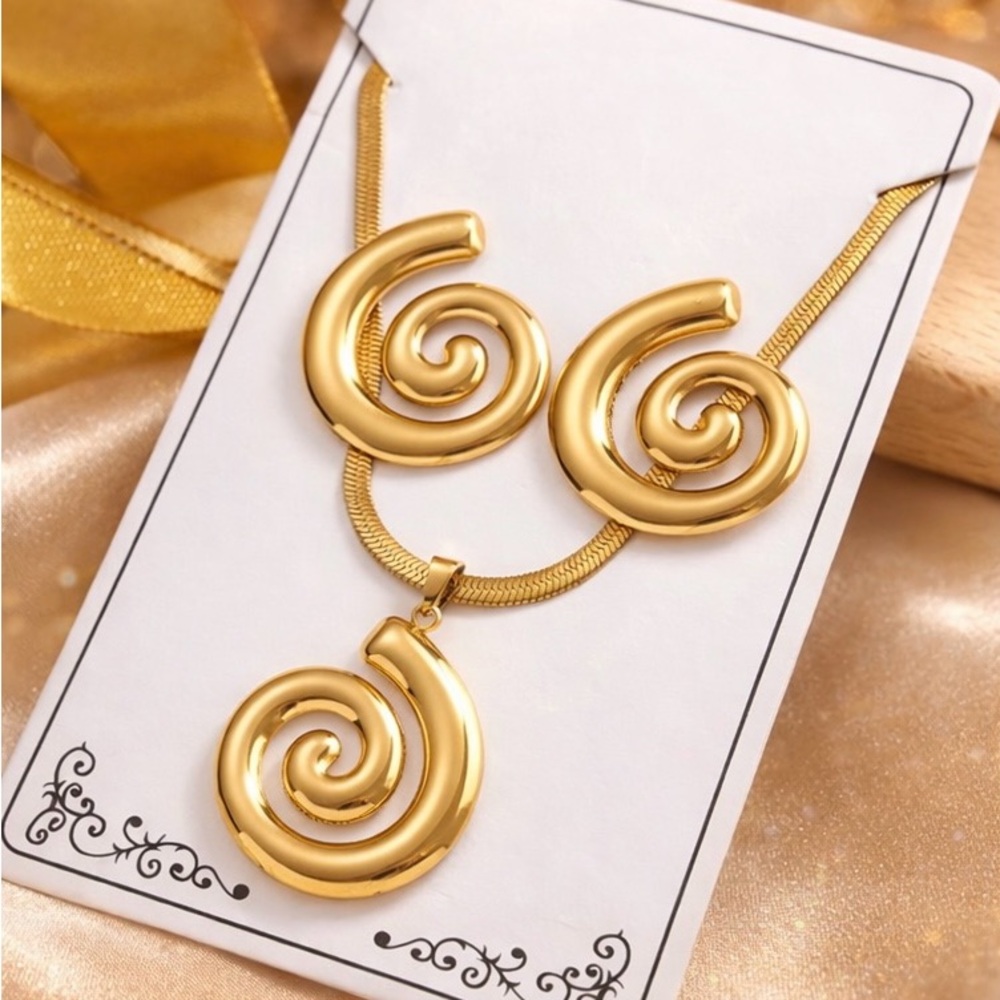 Fashion Jewelry Gold Spiral Necklace Set